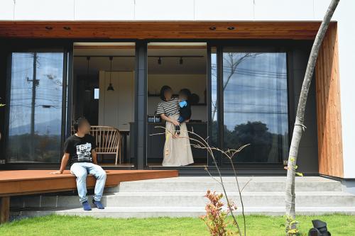 wood deck.JPG